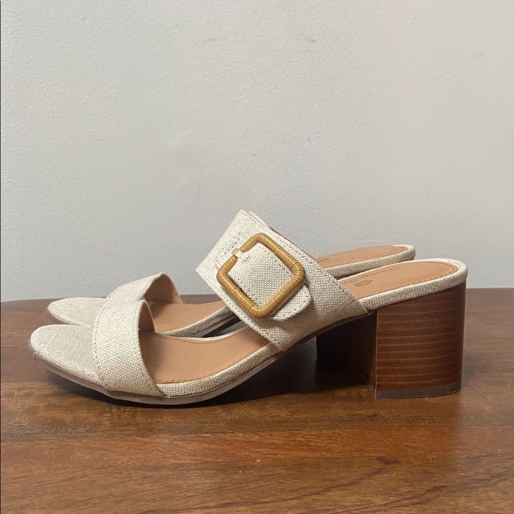Tommy Bahama Trista Linen Block Heel Sandals - Picture 2 of 9